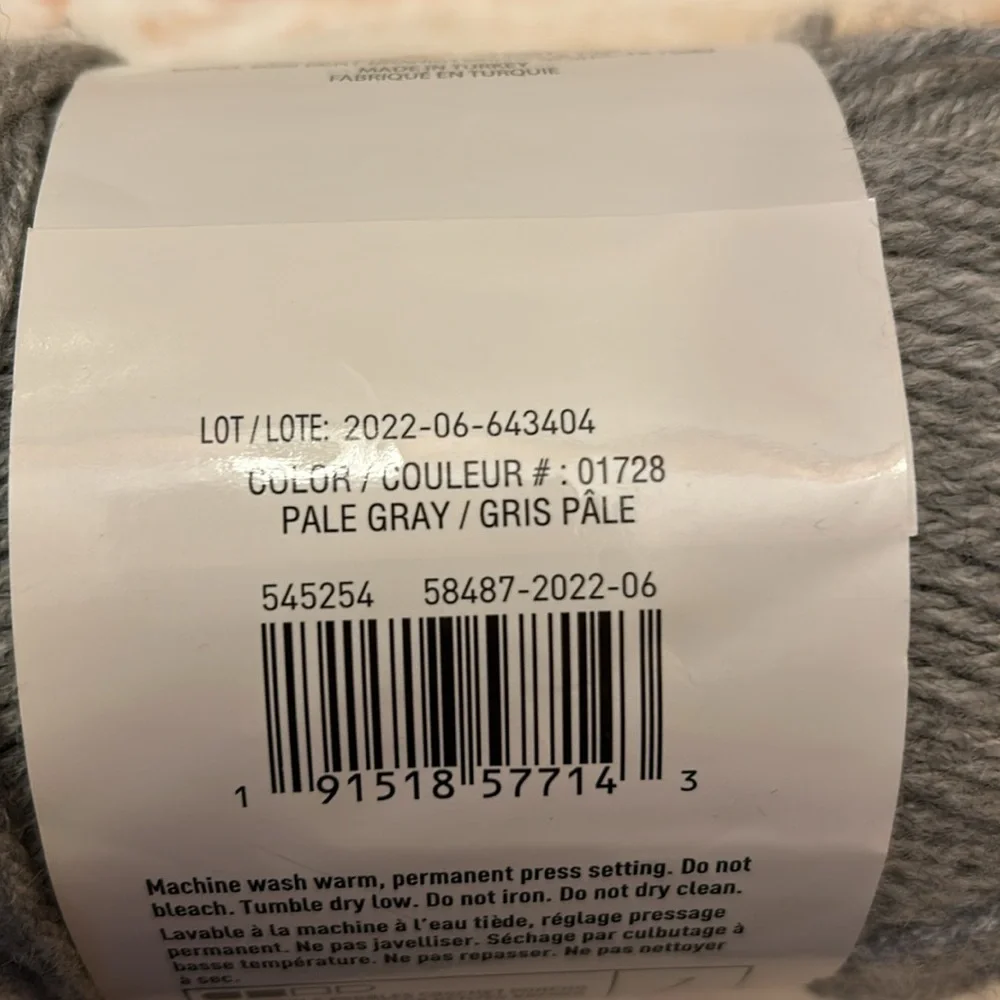 NWT. Assorted Yarn Collection in Multiple Colors - Picture 11 of 11